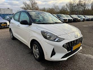 Auto incidentate Hyundai I-10 1.0 Comfort 5-zits AUTOMAAT BJ 2022 60.228 KM 2022/2