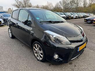 Toyota Yaris 1.5 Full Hybrid Dynamic AUTOMAAT picture 6