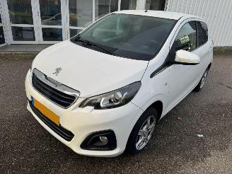 Damaged car Peugeot 108 1.0 e-VTi Active 2015/9