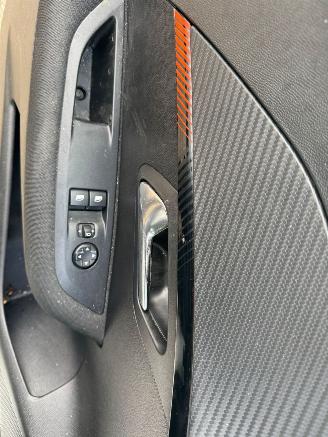 Peugeot 208 1.2 PureTech Active BJ 2022 74555 KM picture 11