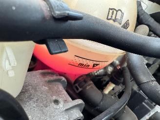 Volkswagen Golf 1.2 TSI Tour picture 10