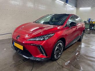 Schadeauto MG MG4 Electric Luxury 64 kWh 2023/6