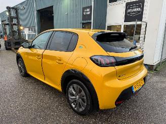 Peugeot e-208 EV Allure Pack 50 kWh AUTOMAAT  BJ 2021 119.125  KM picture 3