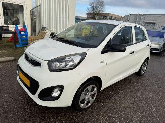 skadebil auto Kia Picanto 1.0 CVVT Airco BJ 2011 165.191 KM 2011/6