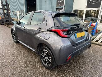 Toyota Yaris 1.5 Hybrid Dynamic AUTOMAAT BJ 2023 39.373 KM picture 3