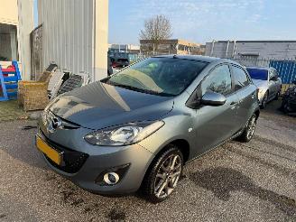 Vaurioauto  passenger cars Mazda 2 1.3 BIFUEL Navigator GT BJ 2012 109.345 KM 2012/4