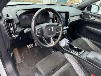 Volvo XC40 1.5 T3 R-Design AUTOMAAT picture 9