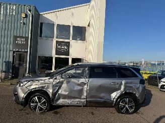 Peugeot 5008 1.2 PureTech Blue Lease Premium picture 2