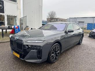 Coche accidentado BMW 7-serie 750e xDrive 2024/6
