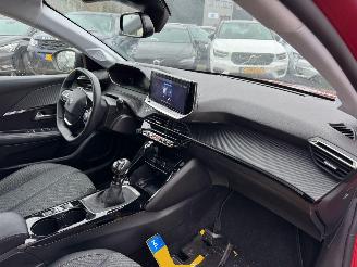 Peugeot 208 1.2 PureTech 100 Allure picture 15