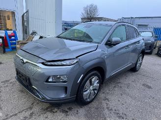 Unfallwagen Hyundai Kona EV Fashion 64 kWh AUTOMAAT 2019/6