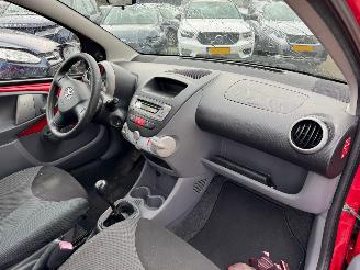 Toyota Aygo 1.0-12V BJ 2008 117.786 KM picture 14