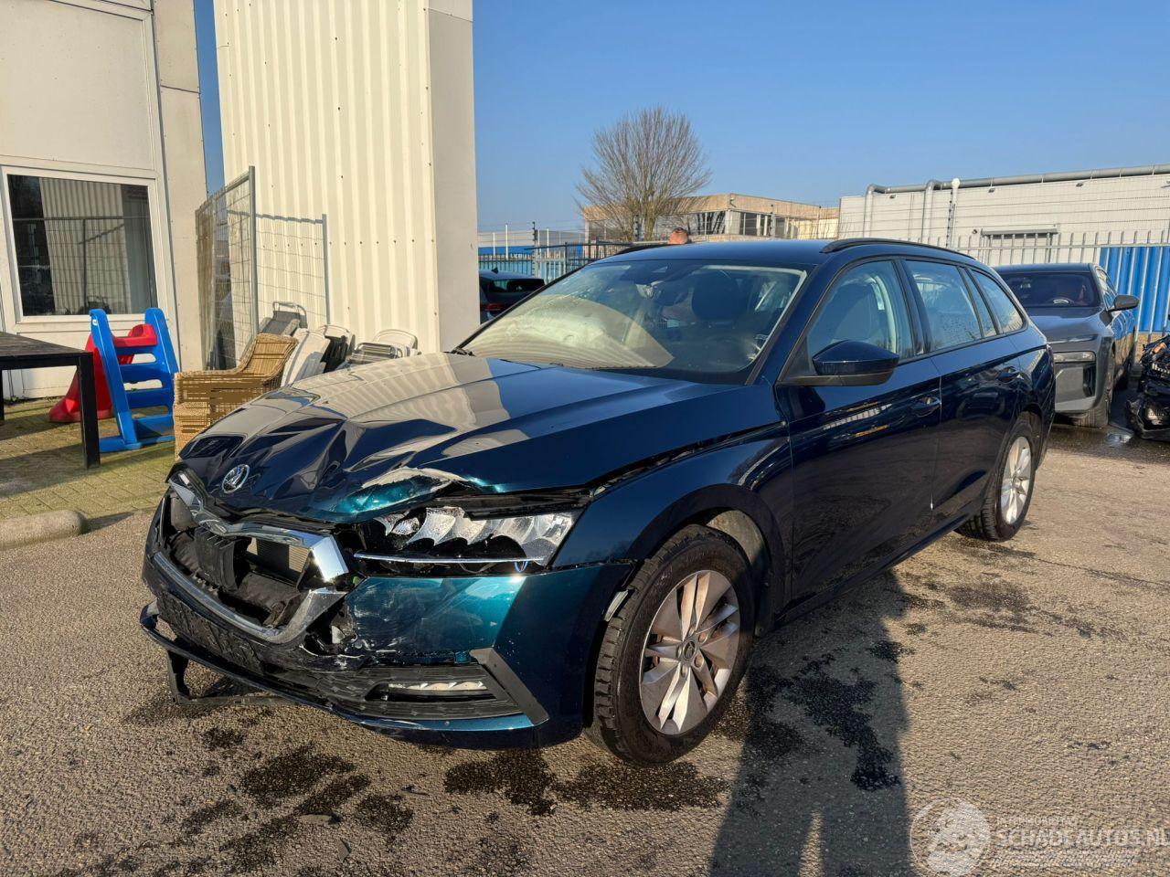 Skoda Octavia Combi 1.5 e-TSI Business Edition AUTOMAAT