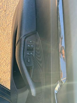 Skoda Octavia Combi 1.5 e-TSI Business Edition AUTOMAAT picture 15