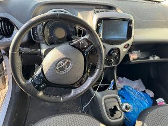 Toyota Aygo 1.0 VVT-i x-play AUTOMAAT picture 14