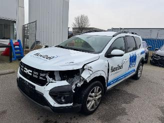 Schadeauto Dacia Jogger 1.0 TCe 110 Expression 7p. 2024/4