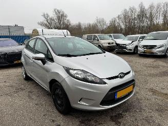 skadebil auto Ford Fiesta 1.25 Champion 2012/12