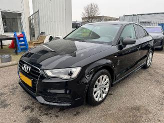 skadebil auto Audi A3 Limousine 1.6 TDI Adrenalin 2016/4