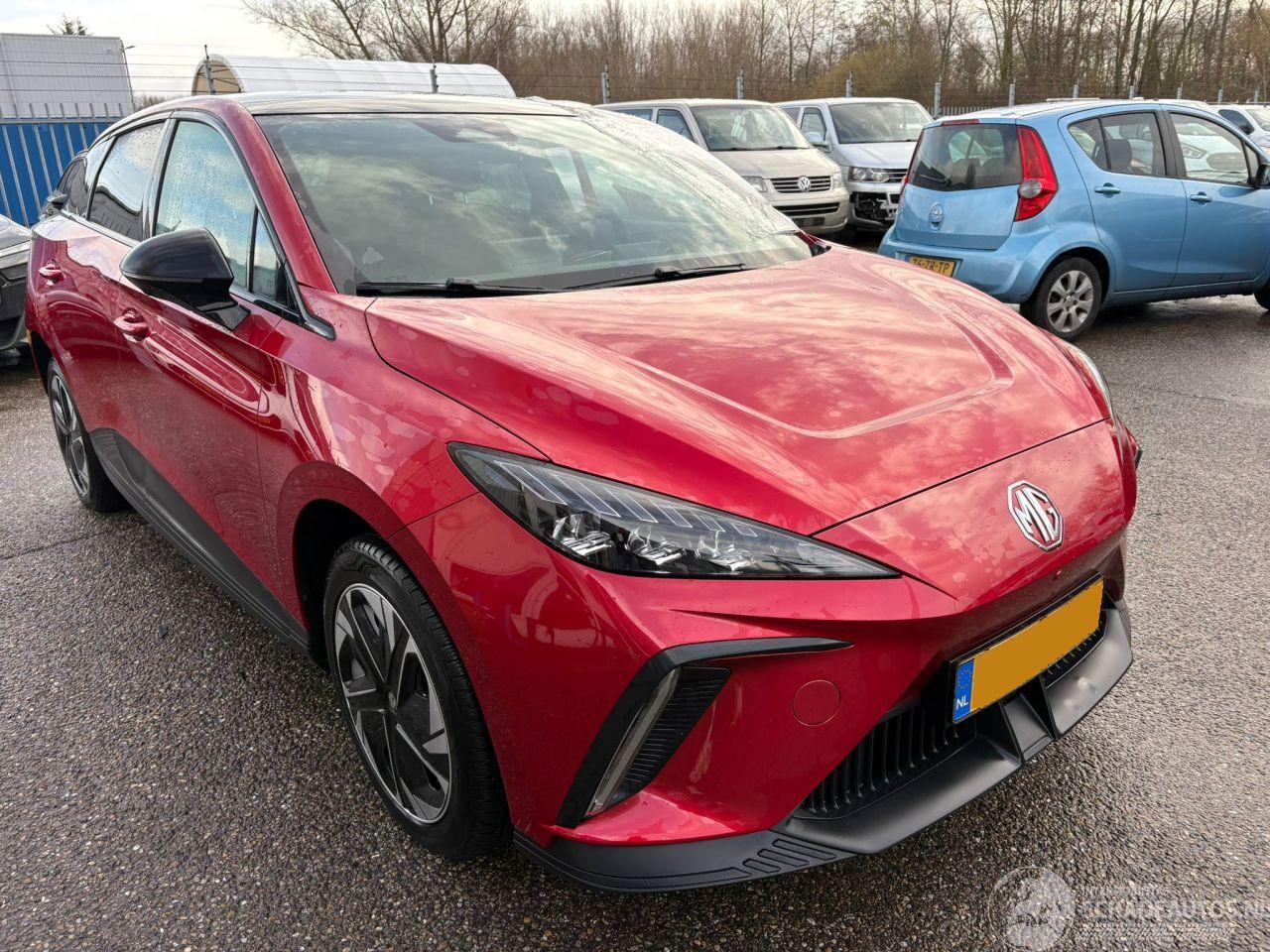 MG MG4 Electric Luxury 64 kWh