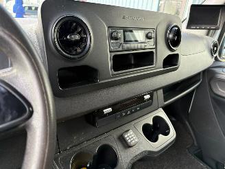 Mercedes eSprinter L2H2 55 kWh picture 19