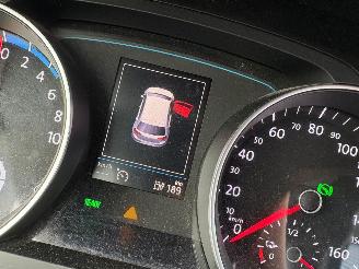 Volkswagen e-Golf e-Golf picture 14