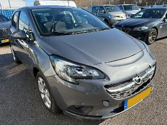 damaged passenger cars Opel Corsa-E 1.4 Edition 2016/9
