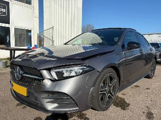 Voiture accidenté Mercedes A-klasse 180 AUTOMAAT Business Solution AMG 2020/3