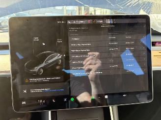 Tesla Model 3 Long Range AWD 75 kWh picture 16