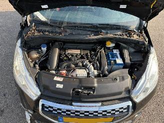 Peugeot 208 1.6 THP GTi picture 13