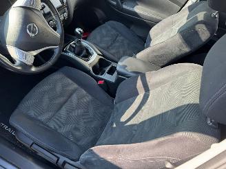 Nissan X-Trail 1.6 DIG-T Connect Edition picture 15