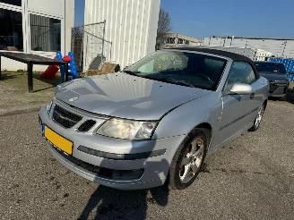 skadebil auto Saab 9-3 Cabrio 1.8t Vector 2005/11