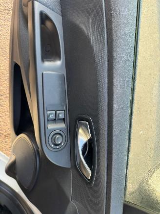 Renault Clio 1.5 dCi ECO Night&Day picture 17