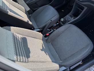 Volkswagen Up! 1.0 picture 15