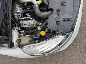 Renault Clio 1.6 AUTOMAAT 220 PK R.S. Trophy picture 6