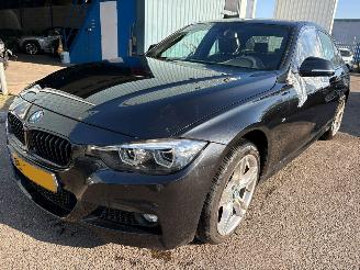 Coche accidentado BMW 3-serie 318i AUTOMAAT M Sport Edition 2018/11