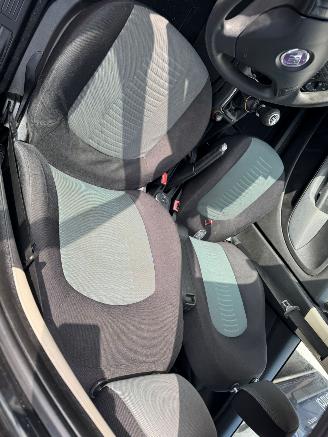 Fiat Grande Punto 1.4 Dynamic picture 15