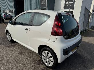 Peugeot 107 1.0 Access Accent picture 3