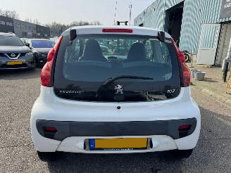 Peugeot 107 1.0 Access Accent picture 4