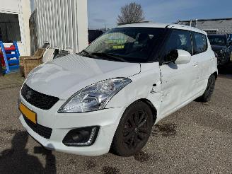 krockskadad bil auto Suzuki Swift 1.2 Bandit EASSS 2016/7