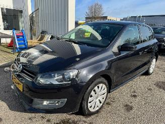 krockskadad bil auto Volkswagen Polo 1.2-12V BlueMotion Trendline 2011/3