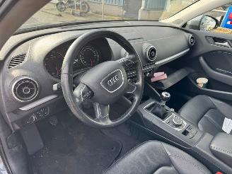 Audi A3 Limousine 1.6 TDI Pro Line picture 13