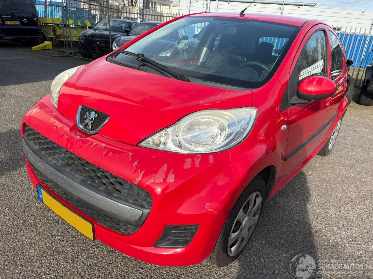 Peugeot 107 1.0-12V XS