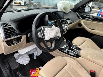 BMW iX3 High Executive 80 kWh picture 19