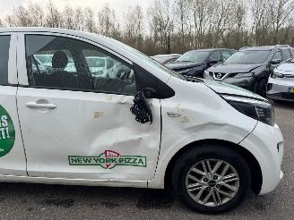 Kia Picanto 1.0 AUTOMAAT DPi DynamicLine picture 6