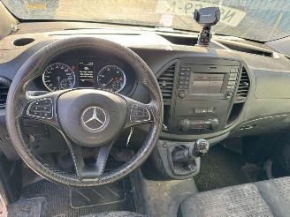 Mercedes Vito 111 CDI Lang picture 13