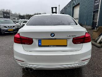 BMW 3-serie 320i  AUTOMAAT Luxury Edition picture 4