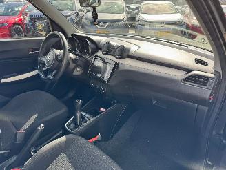 Suzuki Swift 1.2 Select Smart Hybrid picture 16