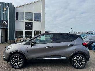 Renault Captur 0.9 TCe Dynamique picture 2