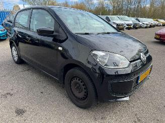 Volkswagen Up! 1.0 move up! BlueMotion picture 6