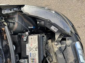 Peugeot 108 1.0 e-VTi Allure picture 11